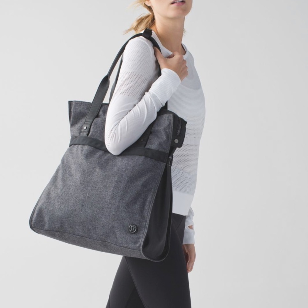 {lululemon} Follow Your Bliss Bag